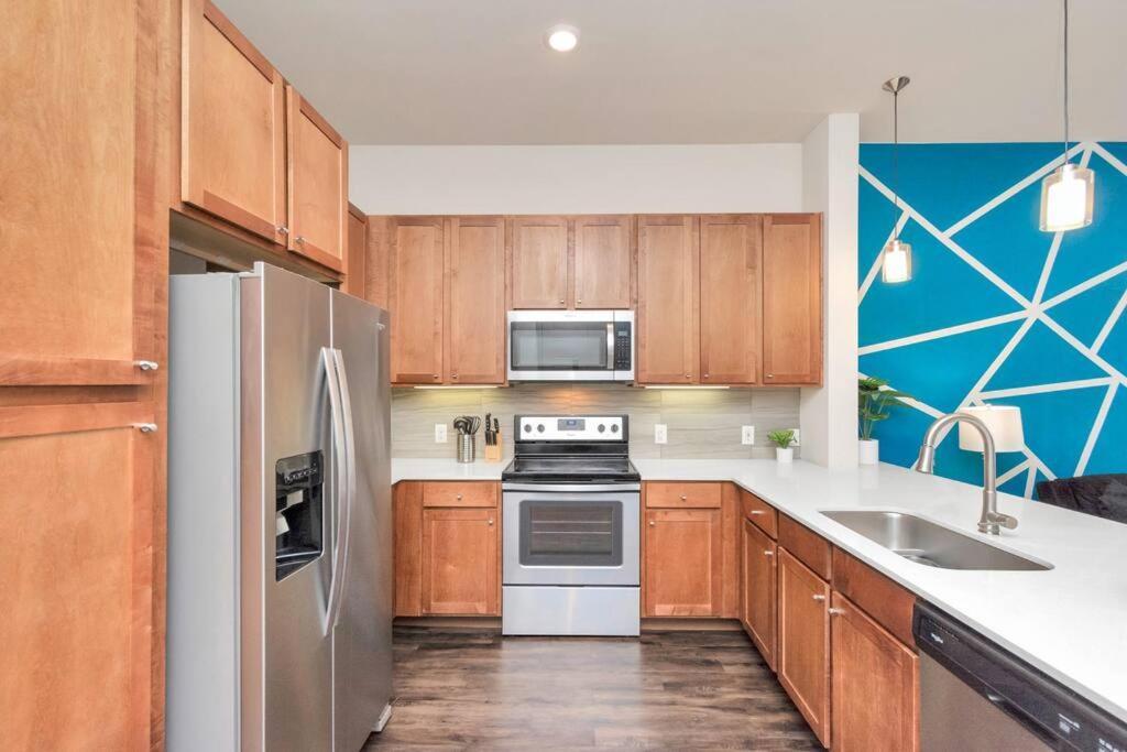 Апартаменты U4 Penthouse Downtown Хьюстон Экстерьер фото